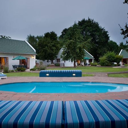 Swallows Nest Country Cottages Stormsrivier Bagian luar foto