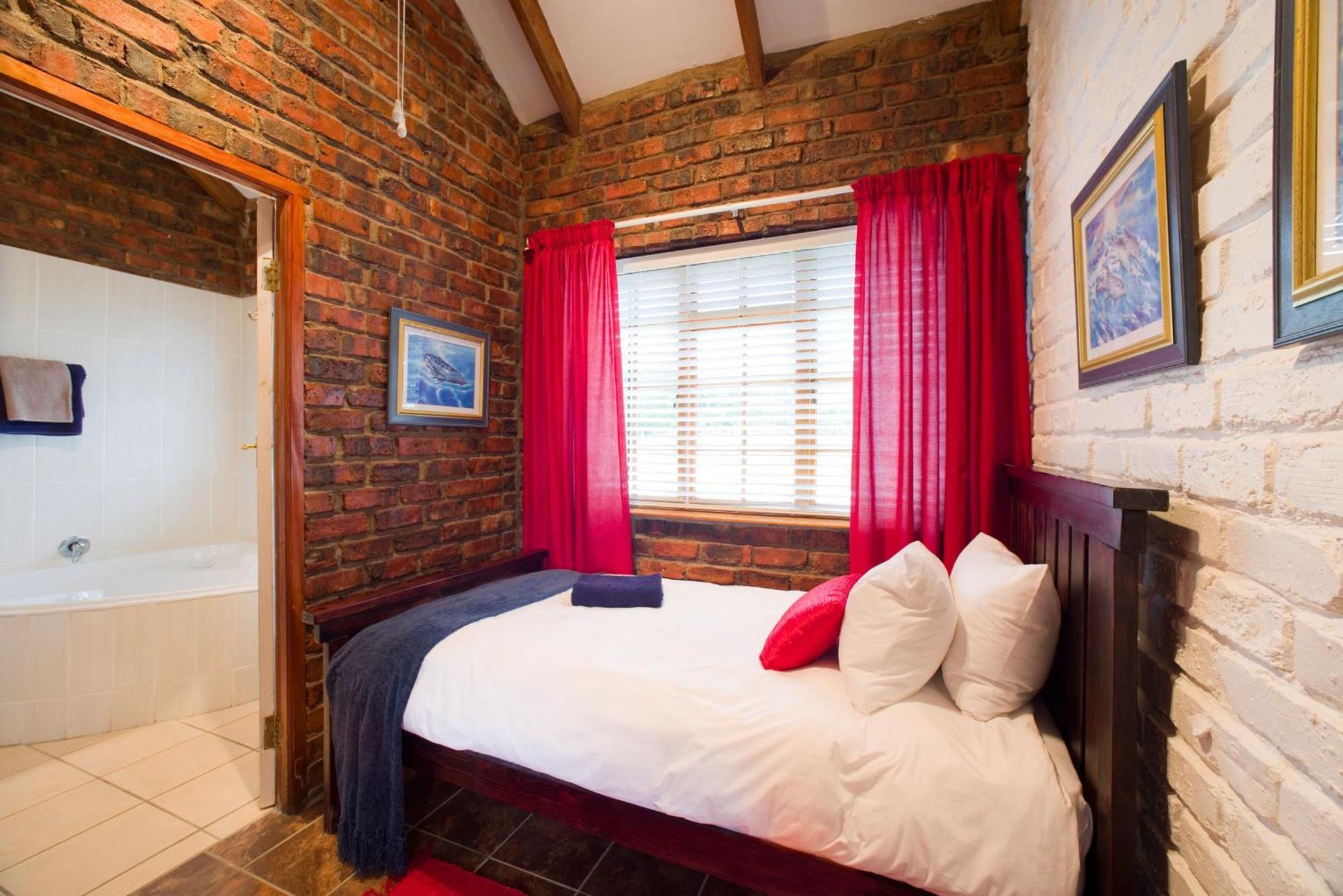 Swallows Nest Country Cottages Stormsrivier Ruang foto