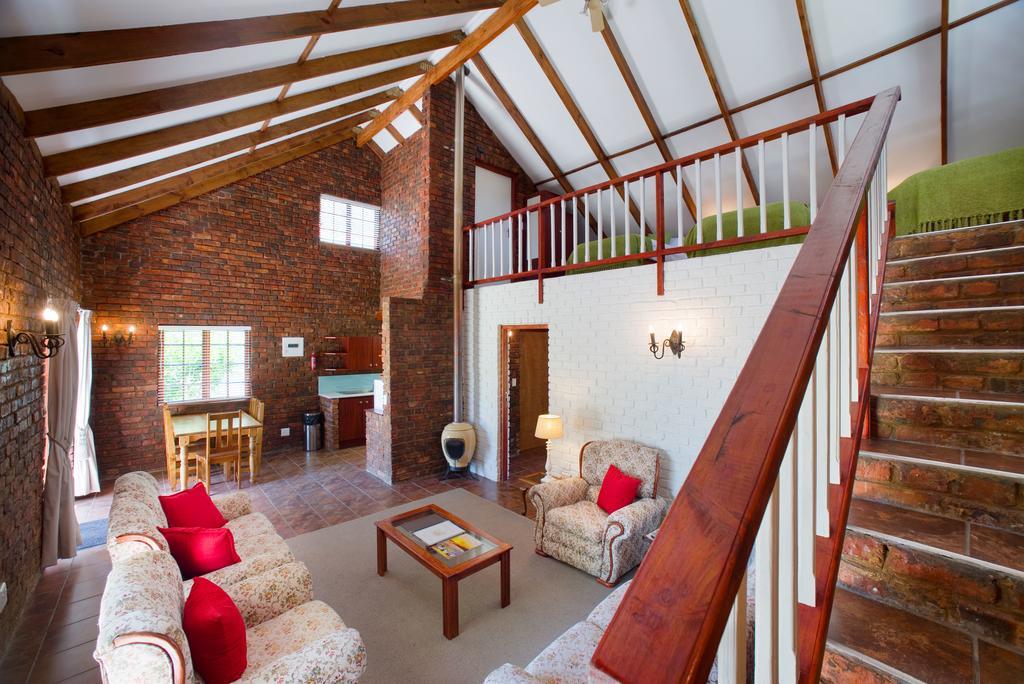 Swallows Nest Country Cottages Stormsrivier Bagian luar foto