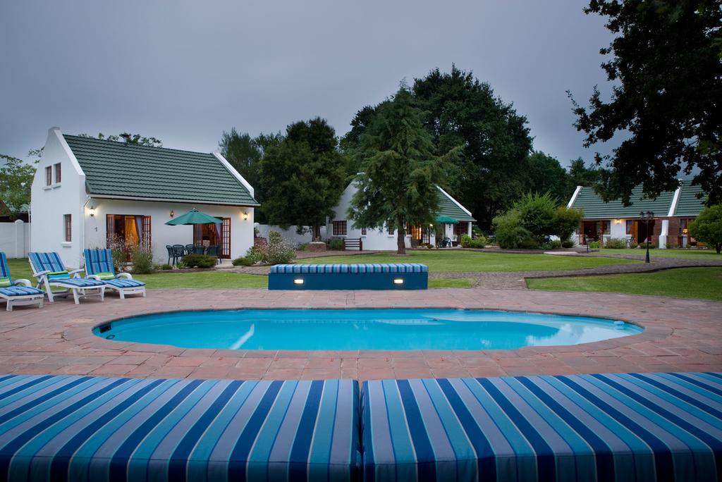 Swallows Nest Country Cottages Stormsrivier Bagian luar foto